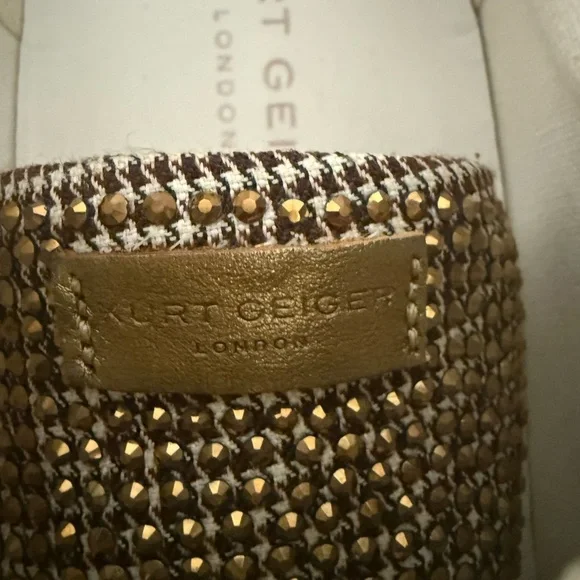 Kurt Geiger Beige and Dark Beige Sneakers Box - Picture 10 of 12